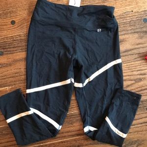 NWT body language sz L leggings w/Beige and white
